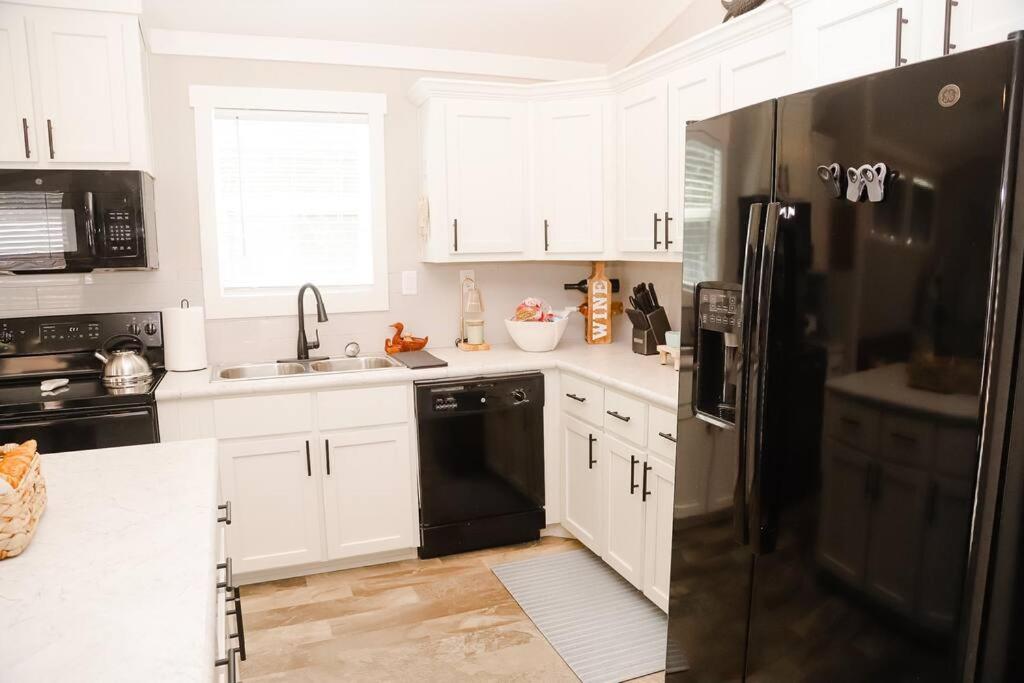 The Little Getaway-Sleeps 4, Firepit, Pet Friendly Villa Pottsboro Ngoại thất bức ảnh